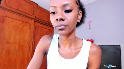 Snapshot of mia_rissi chatting on February 28, 2025, 2:31 pm Mia online show from February 28, 2025, 2:31 pm