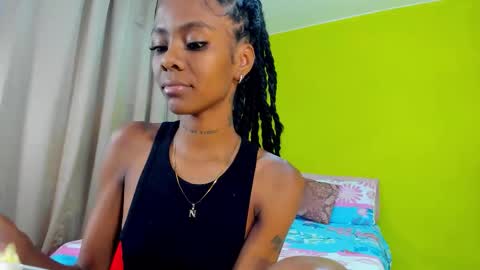 Snapshot of mia_rissi chatting on October 14, 2025, 7:14 pm Mia online show from October 14, 2025, 7:14 pm