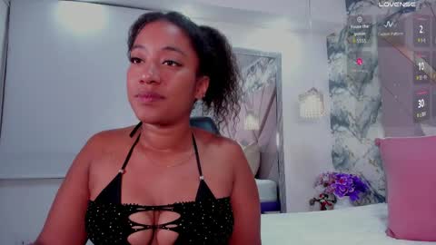 Mia online show from May 21, 2026, 5:03 am