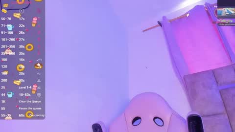 Snapshot of mia_royal chatting on May 2, 2026, 5:29 pm mia_royal online show from May 2, 2026, 5:29 pm