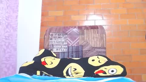 Cintia Rodriguez online show from December 6, 2024, 4:47 am