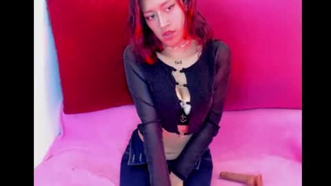 Snapshot of mia_scarlet7 chatting on October 30, 2025, 1:23 pm Mia . online show from October 30, 2025, 1:23 pm