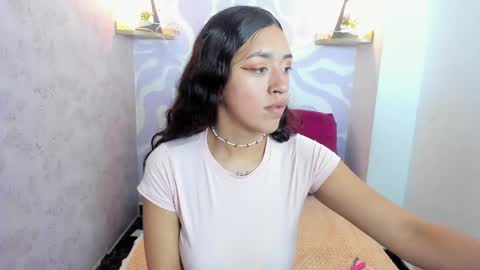 Mia . online show from May 22, 2026, 1:06 pm
