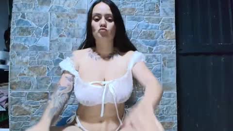 Snapshot of mia_sepulveda chatting on April 10, 2026, 5:01 am Mia Sepulveda online show from April 10, 2026, 5:01 am