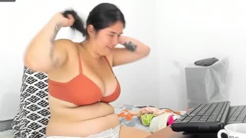 Snapshot of mia_soman chatting on December 7, 2024, 3:30 pm mia soman online show from December 7, 2024, 3:30 pm