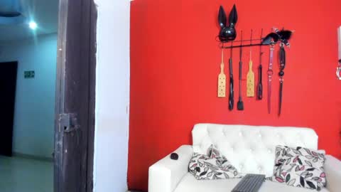 Snapshot of mia_sophiia chatting on January 23, 2025, 6:17 am Mia sophiia online show from January 23, 2025, 6:17 am