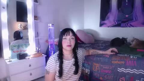 Mia  online show from January 17, 2026, 2:16 am