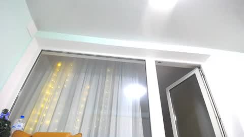 Snapshot of mia_sunnyy chatting on July 28, 2026, 7:15 pm Mia. online show from July 28, 2026, 7:15 pm
