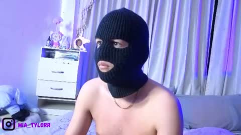 Mia Tylor online show from July 7, 2026, 3:31 am