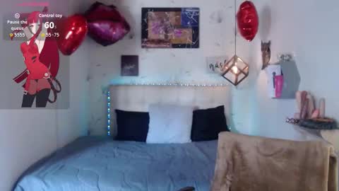 MIA  online show from December 19, 2025, 3:08 pm