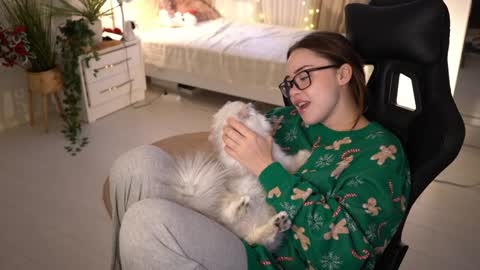 VixenMia online show from January 8, 2025, 7:34 am