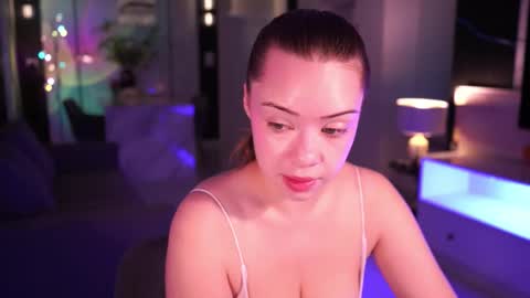 Snapshot of mia_vixen_ chatting on January 18, 2026, 3:10 am VixenMia online show from January 18, 2026, 3:10 am