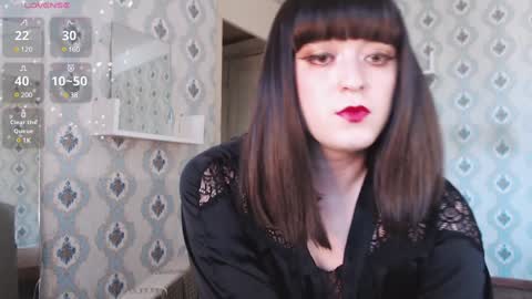 mia_wallase online show from January 15, 2025, 12:04 pm