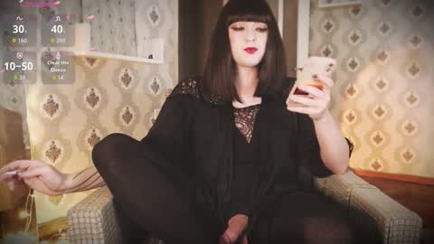 mia_wallase online show from September 27, 2025, 5:18 pm