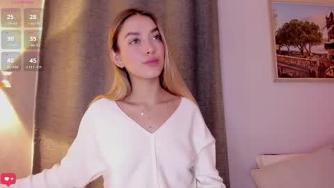 Snapshot of mia_white11 chatting on October 24, 2025, 1:18 pm Mia White online show from October 24, 2025, 1:18 pm