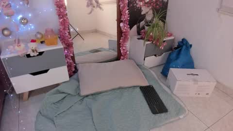 Snapshot of mia_zafir chatting on December 23, 2025, 3:26 am mia_zafir online show from December 23, 2025, 3:26 am