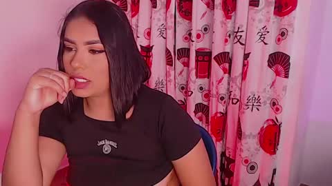 Mia online show from January 10, 2025, 6:49 pm