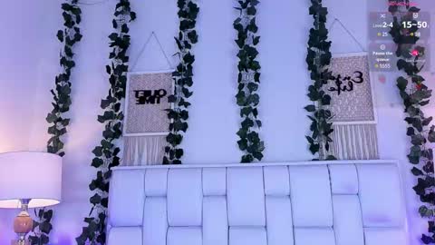 Mia online show from February 18, 2026, 11:28 am