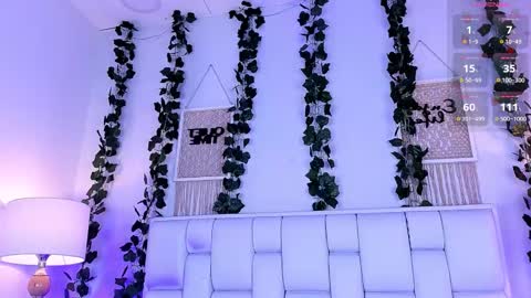 Mia online show from March 18, 2026, 11:35 am