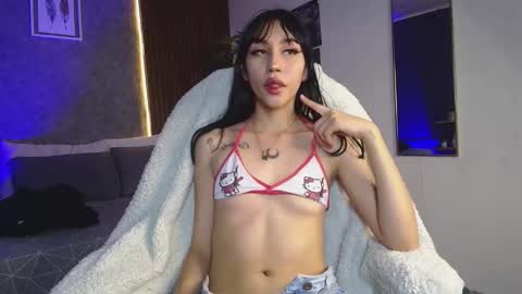 miaa_lee777 online show from February 18, 2026, 10:28 pm