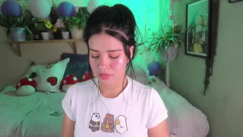 Miaa online show from December 20, 2025, 6:04 pm