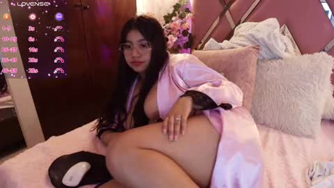 Snapshot of miaa_smiith1 chatting on February 15, 2025, 3:17 pm miaa_smiith1 online show from February 15, 2025, 3:17 pm