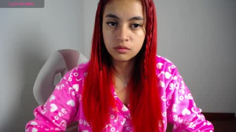 Snapshot of miaaa_mo chatting on November 24, 2025, 12:38 pm Ma online show from November 24, 2025, 12:38 pm