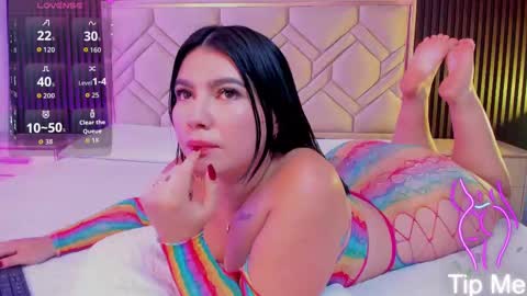 Miaa Farrel online show from September 26, 2025, 12:53 pm