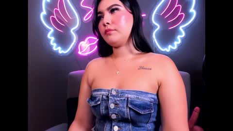 Miaa Farrel online show from November 8, 2025, 7:12 pm