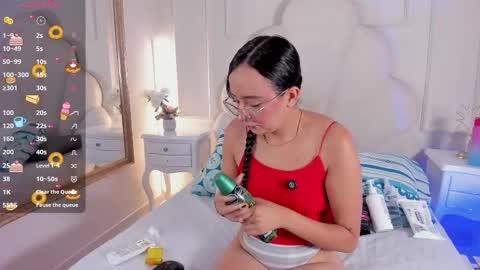 miaaffox online show from February 5, 2026, 8:02 pm