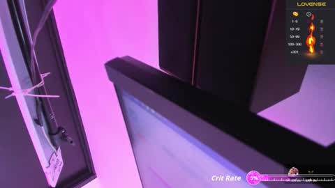 MIA LOVE online show from December 3, 2025, 12:58 pm