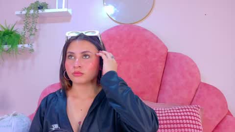 miaanderson__ online show from April 23, 2026, 11:42 am