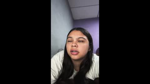 miaandjuan_ online show from July 15, 2026, 9:42 pm