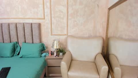 Snapshot of miaasummer chatting on February 6, 2026, 11:35 am Miaasummer online show from February 6, 2026, 11:35 am