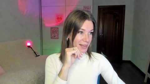 Mia online show from July 14, 2026, 4:17 am