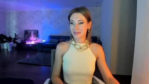 Mia online show from July 22, 2026, 4:26 am