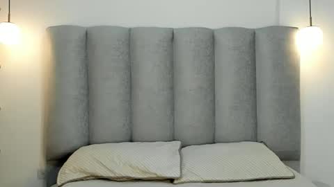 miacleark online show from February 10, 2026, 9:52 pm