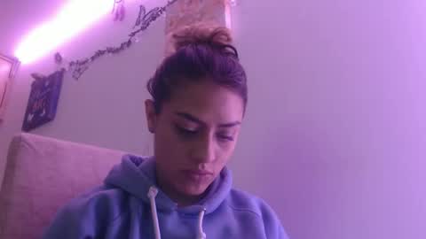 Miia  online show from January 19, 2026, 3:32 am