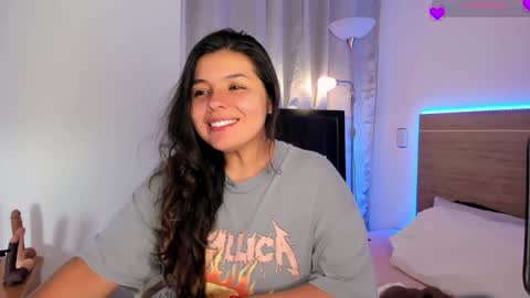 IG Yojanagomez  online show from December 6, 2024, 4:14 am