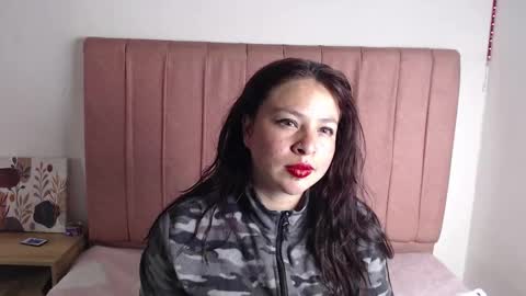 miadoll303av online show from October 19, 2025, 11:38 pm