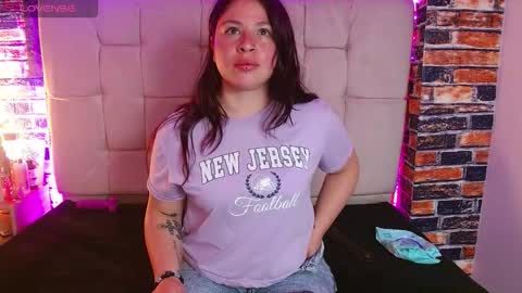 miadoll303av online show from October 24, 2025, 3:47 am