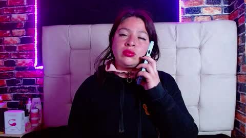 miadoll303av online show from December 19, 2025, 11:39 am