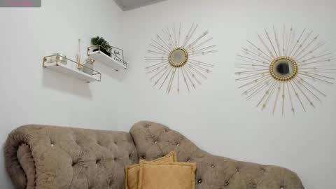 Snapshot of miah_bigboobs chatting on February 7, 2026, 6:22 pm Miah Collins online show from February 7, 2026, 6:22 pm