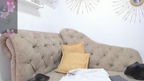 Snapshot of miah_bigboobs chatting on February 14, 2026, 2:03 pm Miah Collins online show from February 14, 2026, 2:03 pm