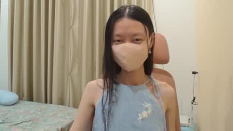 miahchan68 online show from February 24, 2026, 11:52 am