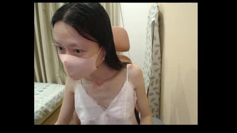 miahchan68 online show from May 25, 2026, 3:40 pm