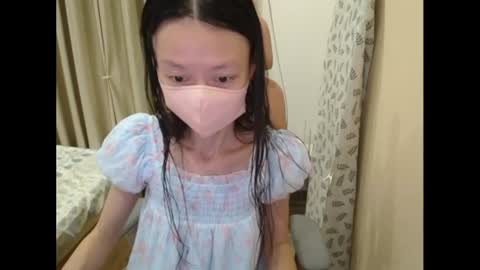 miahchan68 online show from July 9, 2026, 2:43 pm
