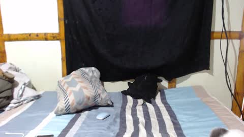 Mia  Sam online show from October 6, 2025, 8:39 pm