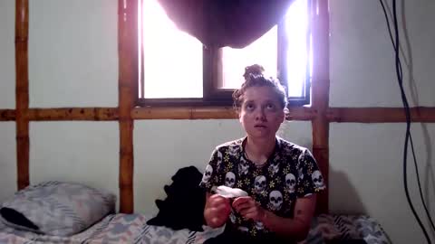 Mia  Sam online show from December 18, 2025, 6:58 pm