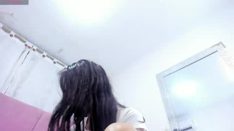 miajhonsonx online show from May 14, 2026, 8:37 pm